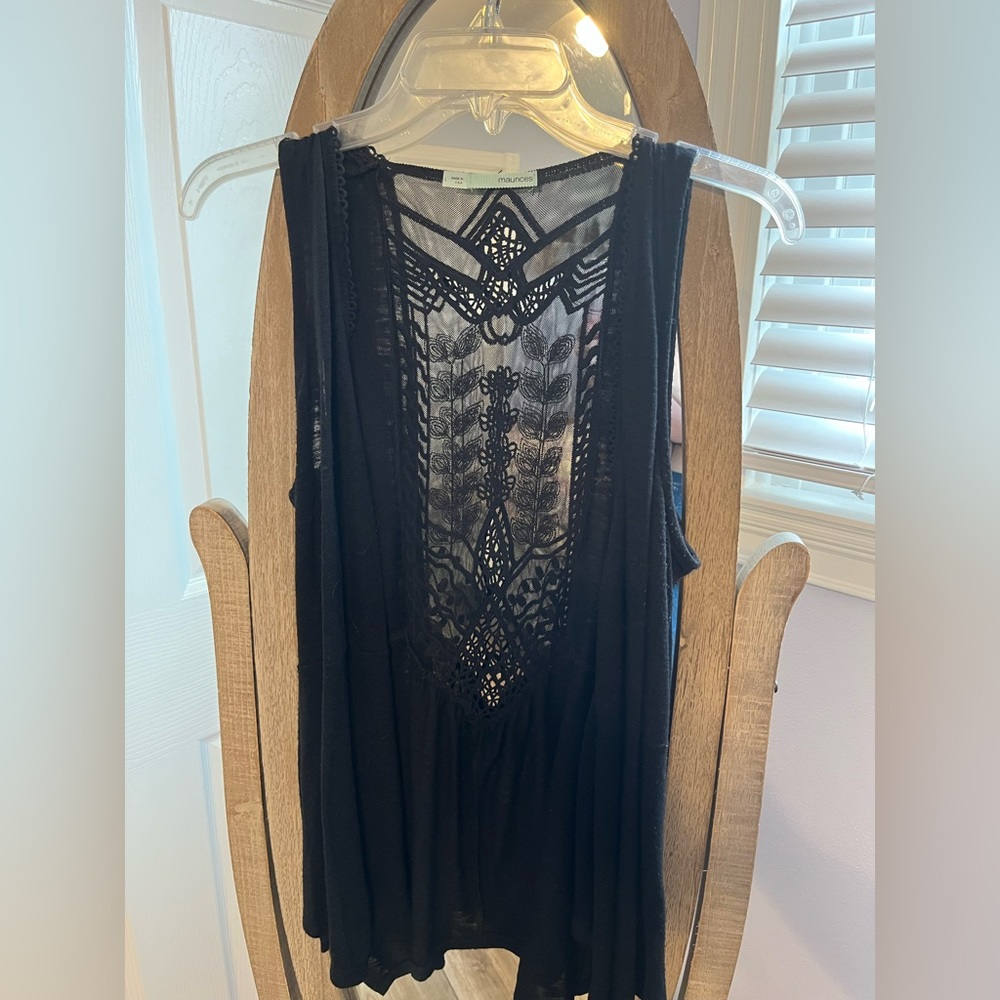 Maurice’s sleeveless cardigan size L